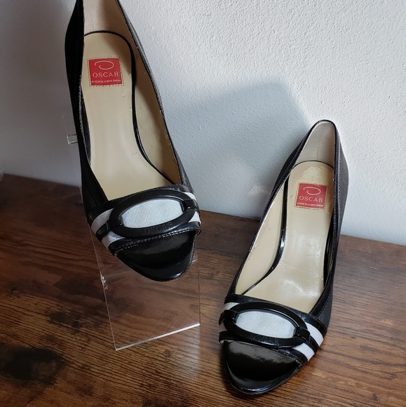 RARE Oscar de la Renta O Calada Peep Toe Heels 7.5 Luxury Elegant Castlecore - Picture 2 of 16